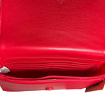 Bolsa Roja Steve Madden con Diseño Acolchado y Monedero - Correa Ajustable